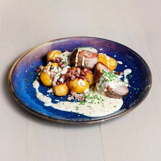 Mușchi de porc cu sos de muștar