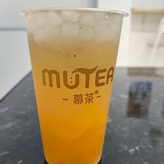 Melocotón 逃不出手心 (L)