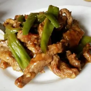 Ternera Con Pimientos