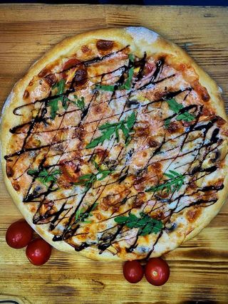 Піца Курка-печериці