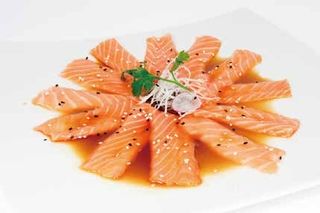230 Carpaccio salmone - 10 pezzi