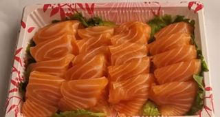 11. Sashimi Salmão 