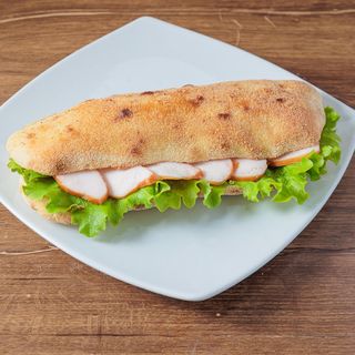 Sendvič sa dimljenom piletinom