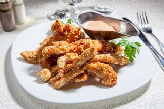 Pui cu susan și sos Calypso 250g