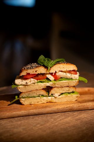 Caprese Bagel