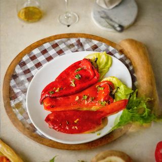 Pečena crvena paprika 2 kom