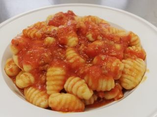 gnocchi al ragù