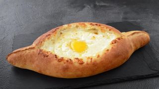 Хачапури по-аджарски