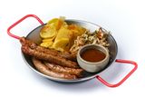 Говяжьи колбаски с квашеной капустой