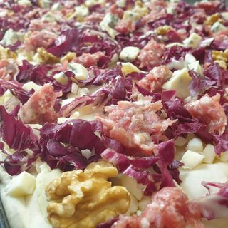 Radicchio, gorgonzola e salsiccia