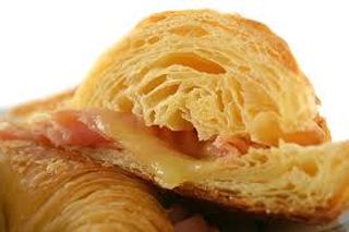 Croissant Con Queso Y Jamón