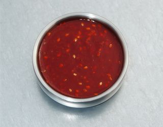 Pikantny sos na bazie pasty gochujang (vegan)