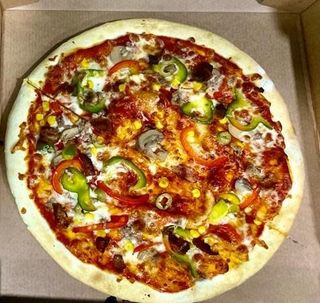 Pizza Vegetariana Curgete, Queijo Ricotta e Cebola Roxa