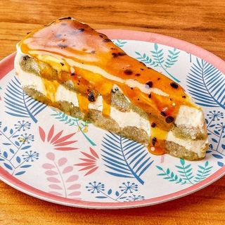 Tarta de maracuyá con albahaca 