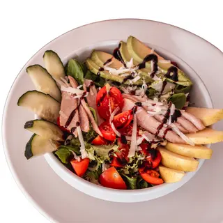 Ensalada Fresca De Aguacate