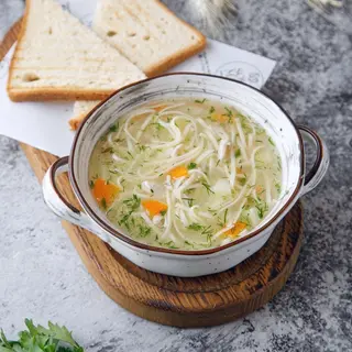 Глютенсіз Тауық сорпасы / Куриный суп безглютеновый