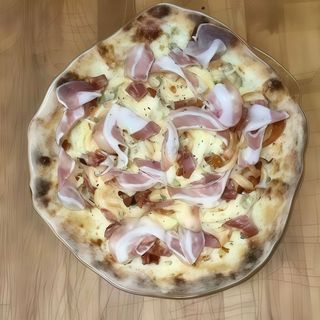 carbonara (disponibile solo a cena €