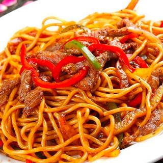 117N-Tallarines con ternera