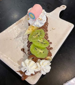 Crêpe Fruits Et Crème