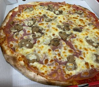 Pizza  Capri (34 Cm.)