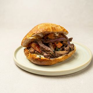 Sánguche De Lomo Al Jugo