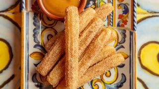 Churros con salsas