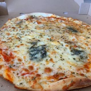 Pizza 4 Quesos (25.5 Cm.)