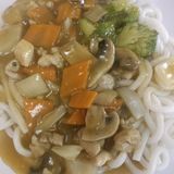 Tallarin Udon Pollo Con Verduras Salsa Cacahuete