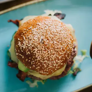 Hamburguesa de ternera completa D.O (200 g.)