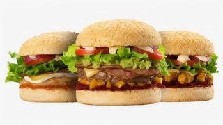 3 Hamburguesas + Patatas Fritas + Refresco 1.5L