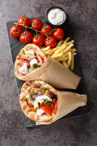 Gyros de pui la pita