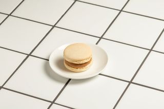 Шоколадный макарун