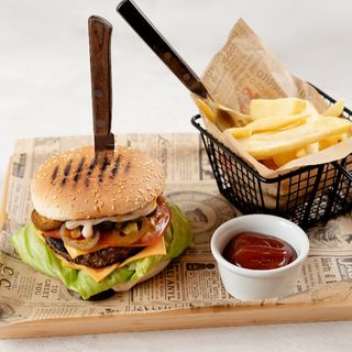 DOUBLE CHEESE z FRYTKAMI