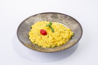 Risotto sa piletinom i šafranom 500 gr
