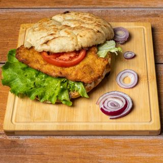 Bečka šnicla u somunu mala