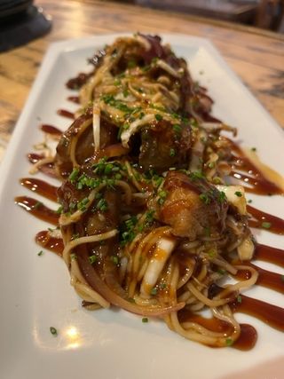 Lagarto de cerdo al teriyaki