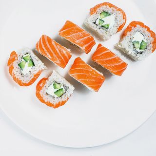 Рол Філадельфія (330г/8шт)