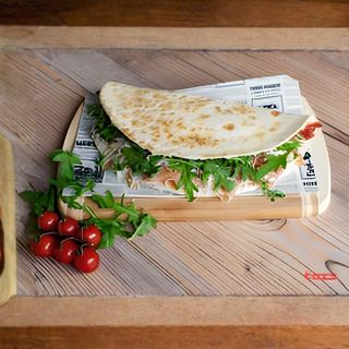 Meniu piadina cu prosciutto crudo