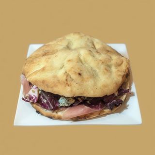 PUCCIA RADICCHIO GORGONZOLA E SPECK