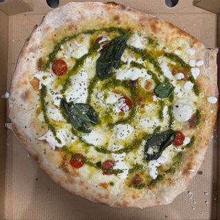 Pizza Pesto-Limón