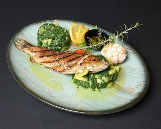 Pastrmka sa roštilja