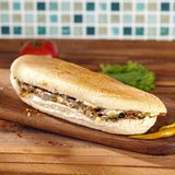 პატარა შაურმა პურით