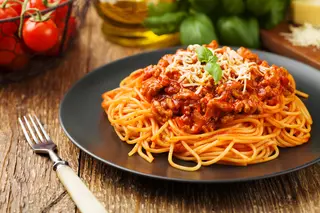 Spaghete Milaneze