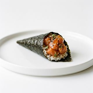 62.Temaki De Soja Con Sslmon Y Sésamo