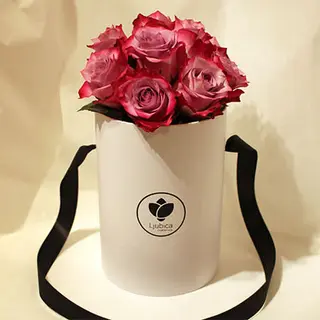 Lila ruže flower box B. 9 ruža