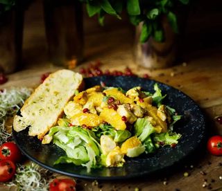 SAŁATKA Z POMARAŃCZĄ