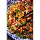 Spring chicken with green chilli