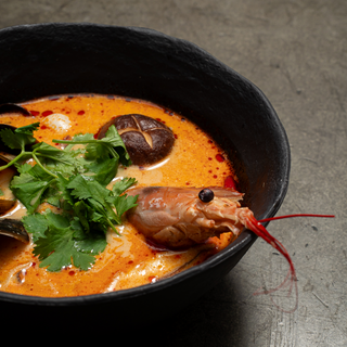 Sopa Tom Yum Con Arroz Gohan