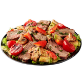 Салат з овочами гриль і теплою телятиною (250 г)