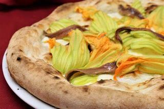 Fiori di zucca e alici